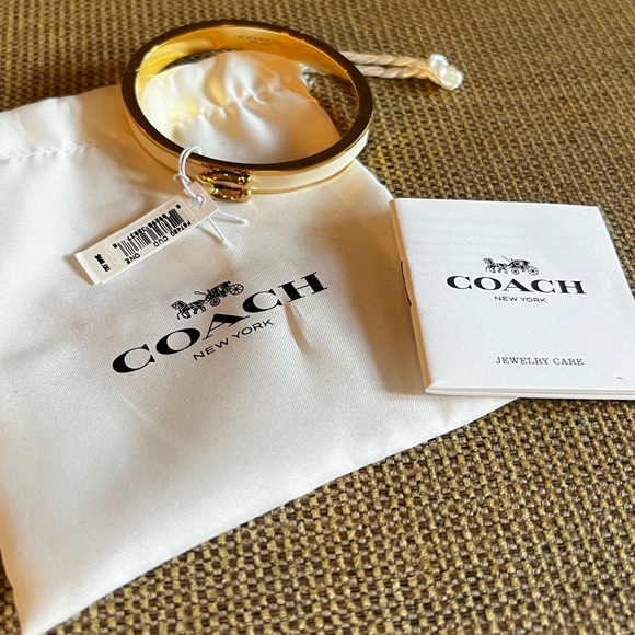 NWT COACH Signature Push Hinged Bangle - Picture 3 of 8